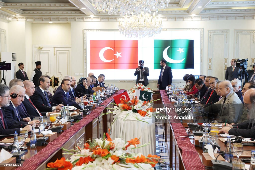 Turkish President Erdogan and Pakistani PM Sharif attend 7th High-Level Strategic Cooperation Council meeting in Islamabad