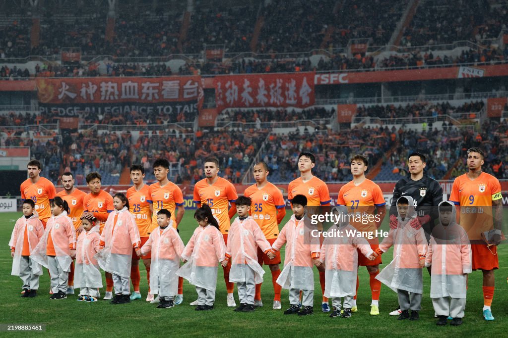Shandong Taishan v Gwangju - AFC Champions League Elite East Region
