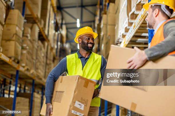 Stack Box Employee 153 Stackable Boxes Stock Photos, High-Res Pictures, and Images - Getty ...