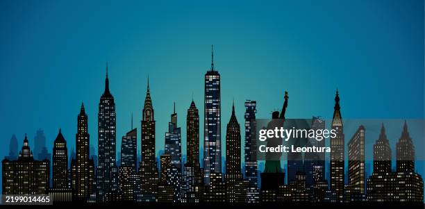new york city in lights skyline silhouette (alle gebäude sind verschiebbar und komplett) - manhattan municipal building stock-grafiken, -clipart, -cartoons und -symbole