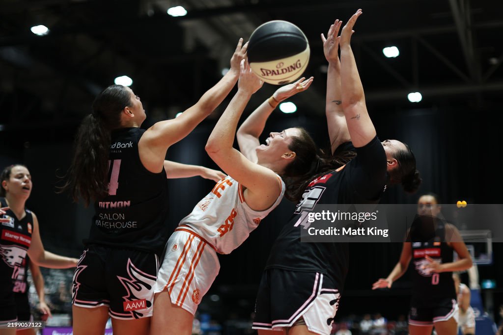 WNBL Rd 15 - Sydney v Townsville