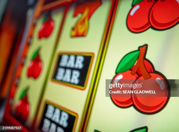online slots - glücksspiel stock-fotos und bilder