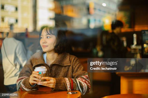 cafe culture in tokyo - cafe culture stock pictures, royalty-free photos & images