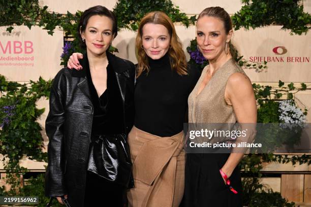 February 2025, Berlin: Emilia Schüle , Karoline Herfurth and Anneke Kim Sarnau attend the Medienboard Berlin-Brandenburg Party during the Berlinale....