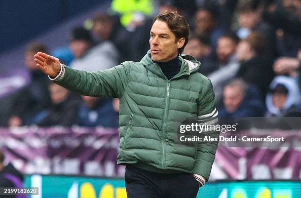 Preston North End FC v Burnley FC - Sky Bet Championship Preston North End FC v Burnley FC - Sky Bet Championship