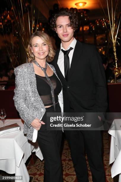 Jaron Ruland 3,314 Tina Ruland Photos & High Res Pictures - Getty Images