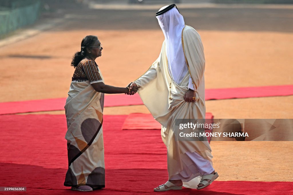 TOPSHOT-INDIA-QATAR-POLITICS-DIPLOMACY