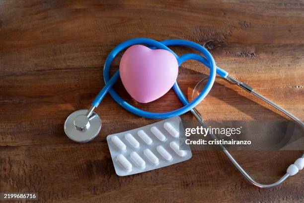 stethoscope best - generic drug stock pictures, royalty-free photos & images