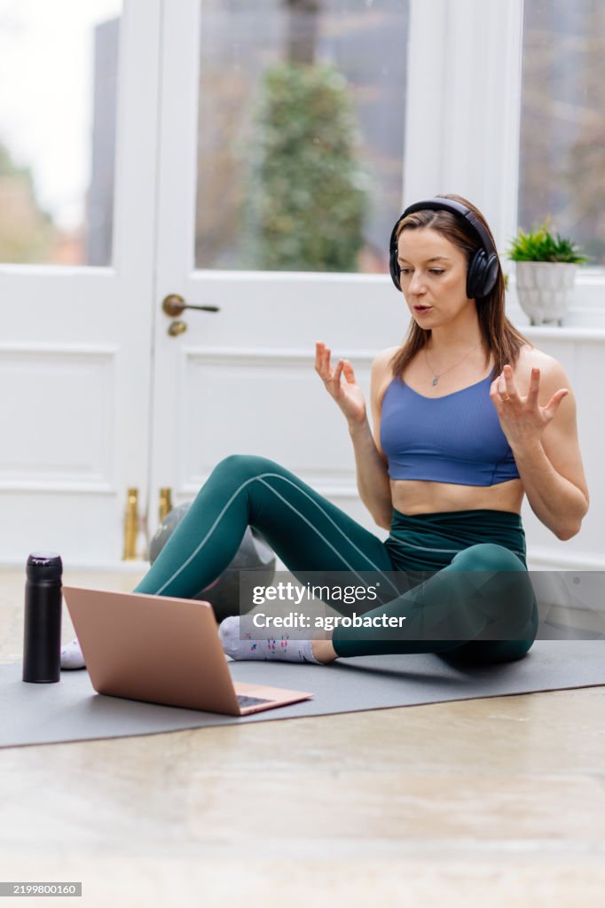 Personal trainer doing online sport training