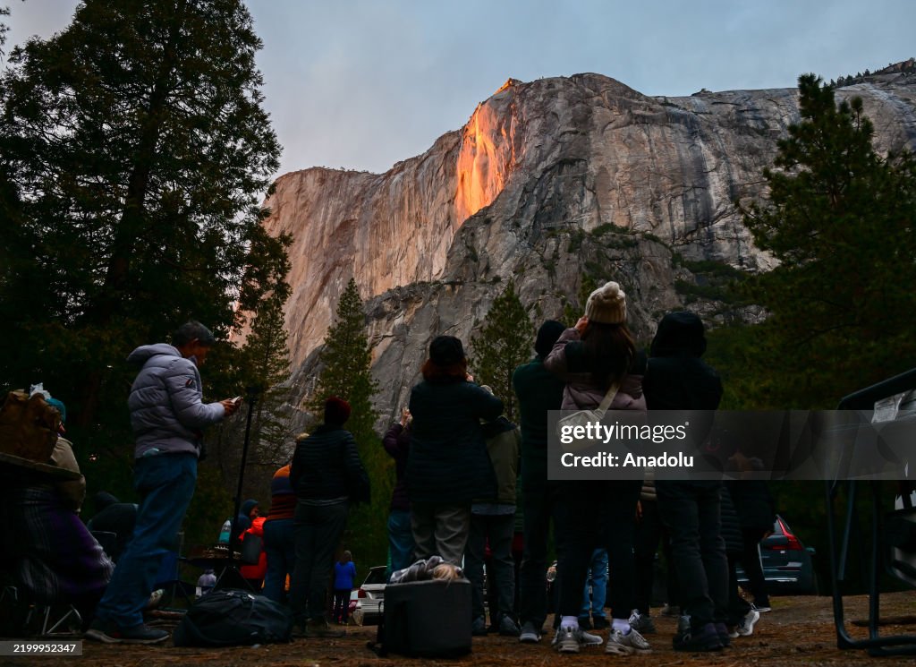 Firefall Fest A view of Firefall effect on El Capitan during sunset at Horsetail ...