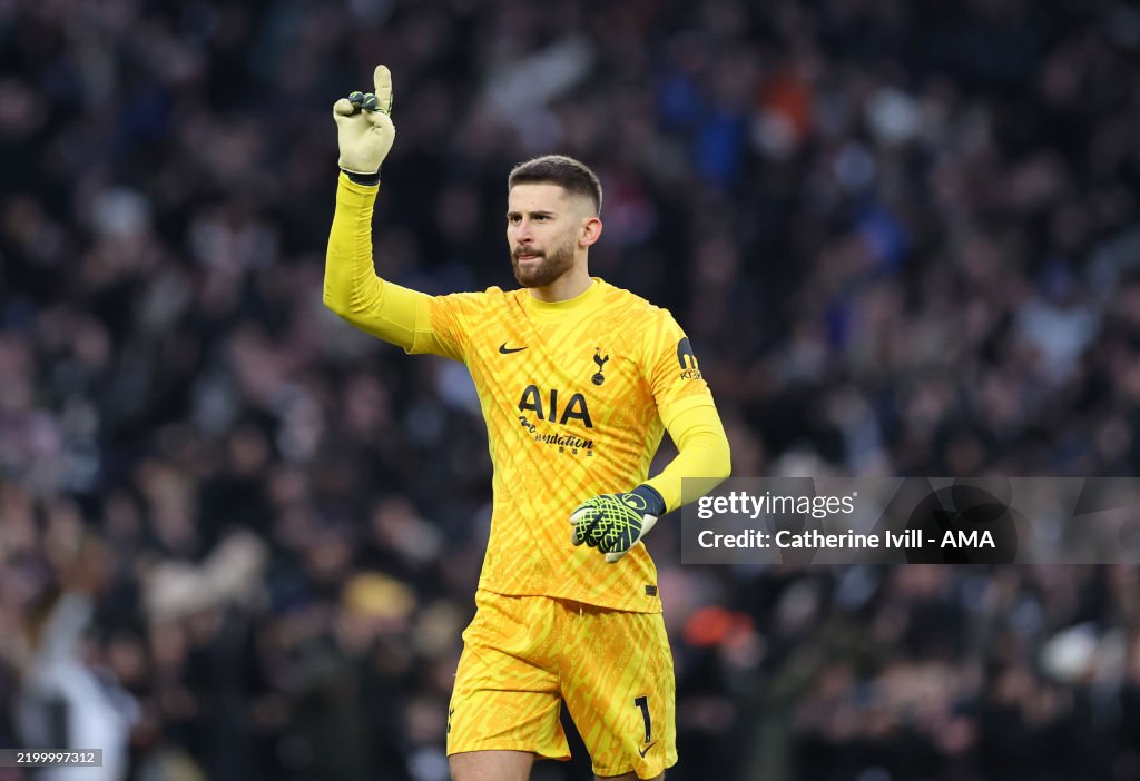 Tottenham Hotspur FC v Manchester United FC - Premier League