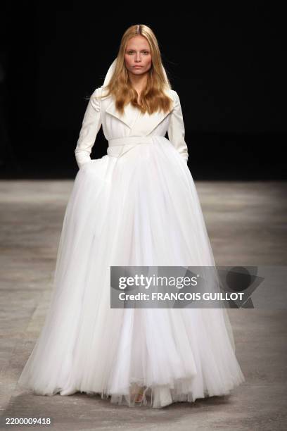 Model presents a creation by Italian designer Riccardo Tisci for Givenchy during Spring/Summer 2008 Haute Couture collection show in Paris, 22...