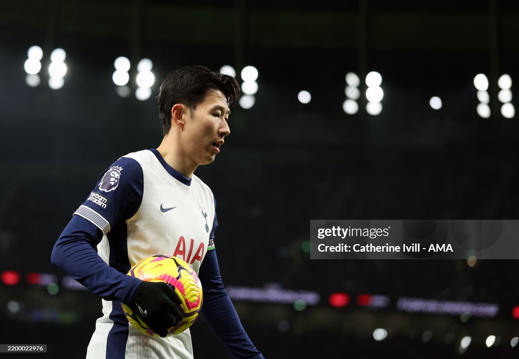 Tottenham Hotspur FC v Manchester United FC - Premier League