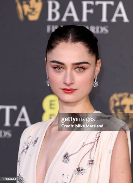 A Raffey 2,813 Raffey Cassidy Photos & High Res Pictures - Getty Images
