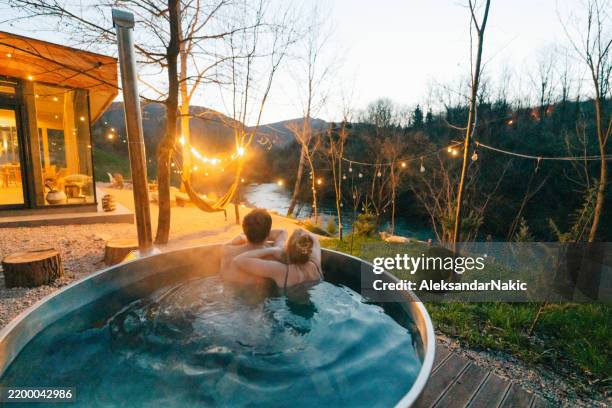 unser wochenendausflug - glamping stock-fotos und bilder