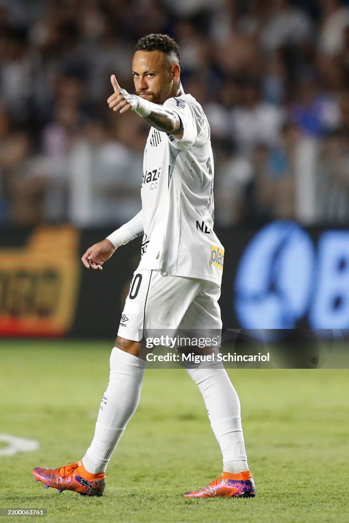 Santos v Agua Santa - Campeonato Paulista 2025