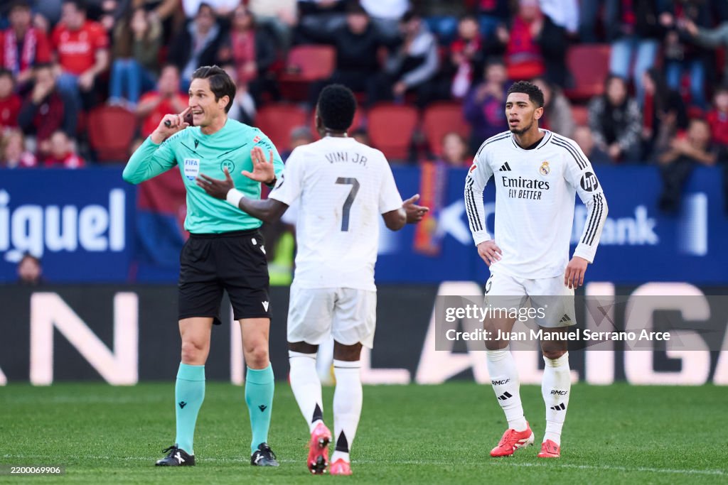 CA Osasuna v Real Madrid CF - La Liga EA Sports
