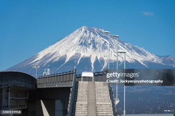 dream bridge in shizuoka - prefeitura de shizuoka imagens e fotografias de stock