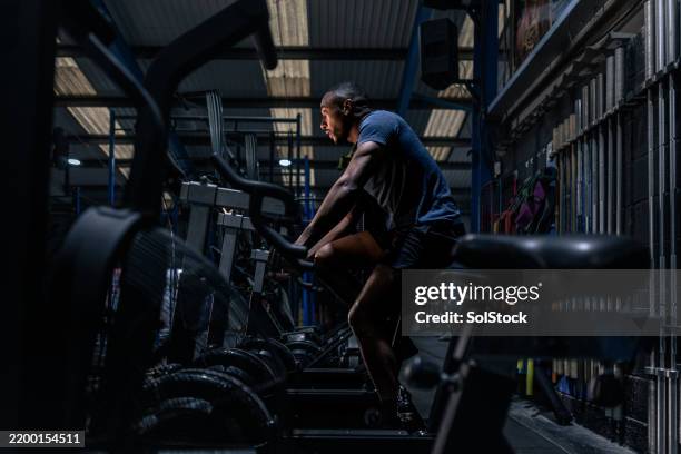 parte cardio dell'allenamento completo - macchina per allenamento foto e immagini stock