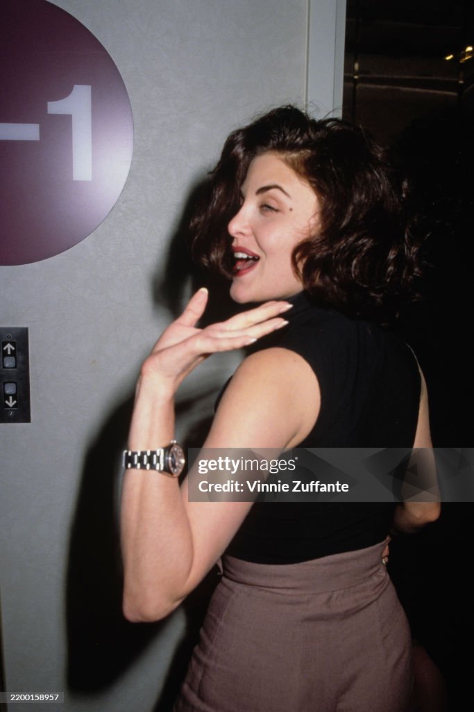 Sherilyn Fenn