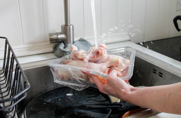 Chicken Rinse 278 Rinse Chicken Stock Photos, High-Res Pictures, and Images - Getty ...