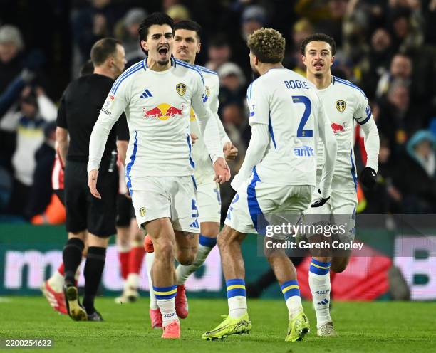 Pascal Struijk of Leeds United celebrates equalising during the Sky Bet Championship match between Leeds United FC and Sunderland AFC at Elland Road...