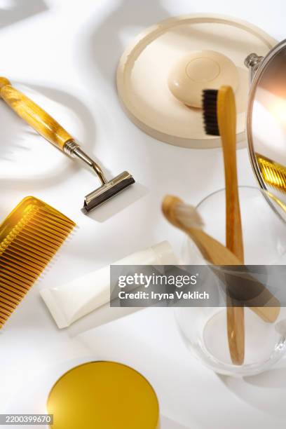 Collage Razor 147 Razor Teeth Stock Photos, High-Res Pictures, and Images - Getty Images