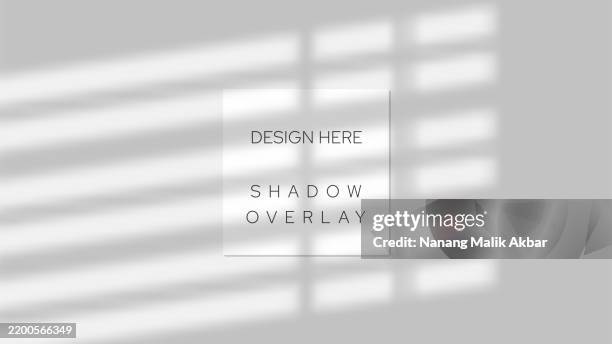 ilustraciones, imágenes clip art, dibujos animados e iconos de stock de ventana de sombra en la pared. maqueta de efecto de superposición de sombras. plantilla de diseño de superposición de sombras. - superposición-de-sombras