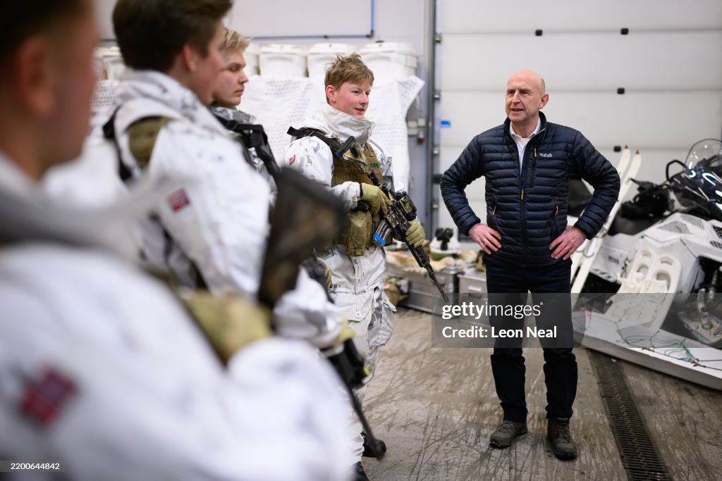 UK Defence Secretary Visits NATO Troops on Norway's Russian Border