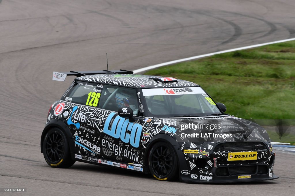 MINI Challenge: Rockingham