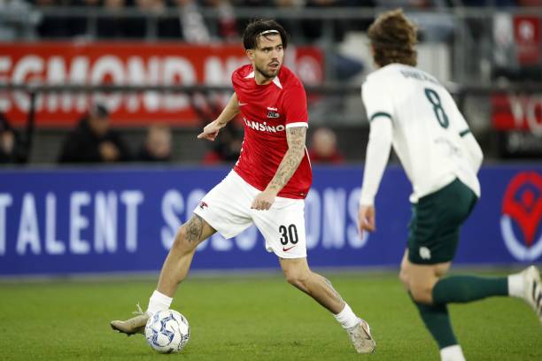 Denso Kasius of AZ Alkmaar, Jasper Dahlhaus of Fortuna Sittard during the Dutch Eredivisie match between AZ Alkmaar and Fortuna Sittard at AFAS...