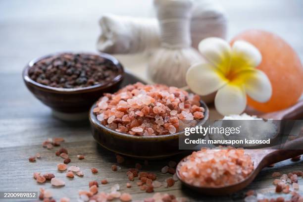 Compression Salt 183 Body Compress Stock Photos, High-Res Pictures, and Images - Getty ...