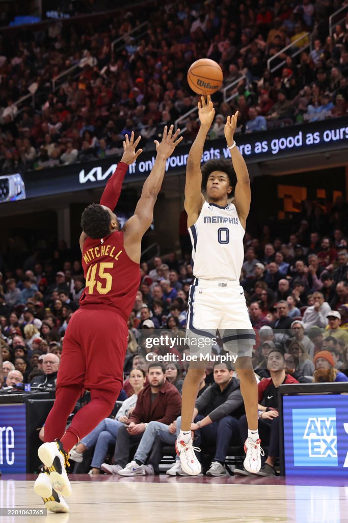 Memphis Grizzlies v Cleveland Cavaliers