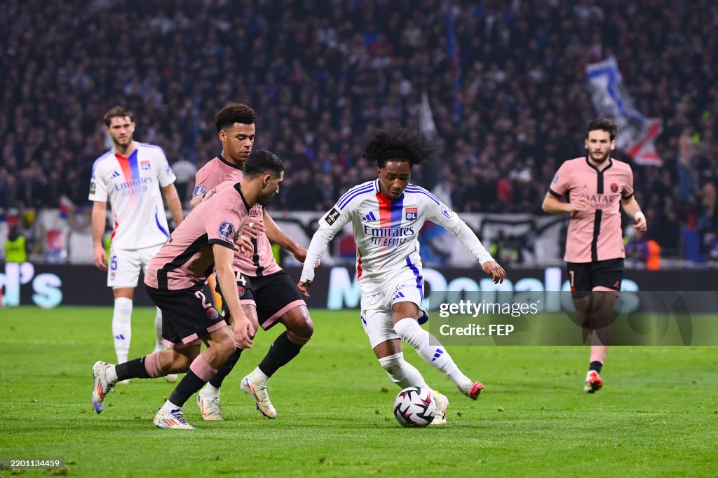 Olympique Lyonnais v Paris Saint-Germain - Ligue 1 McDonald's 2024/2025