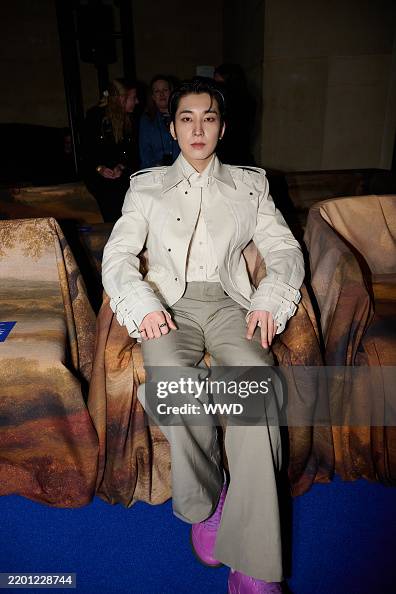 Burberry - Fall 2025 RTW - Front Row Burberry - Fall 2025 RTW - Front Row