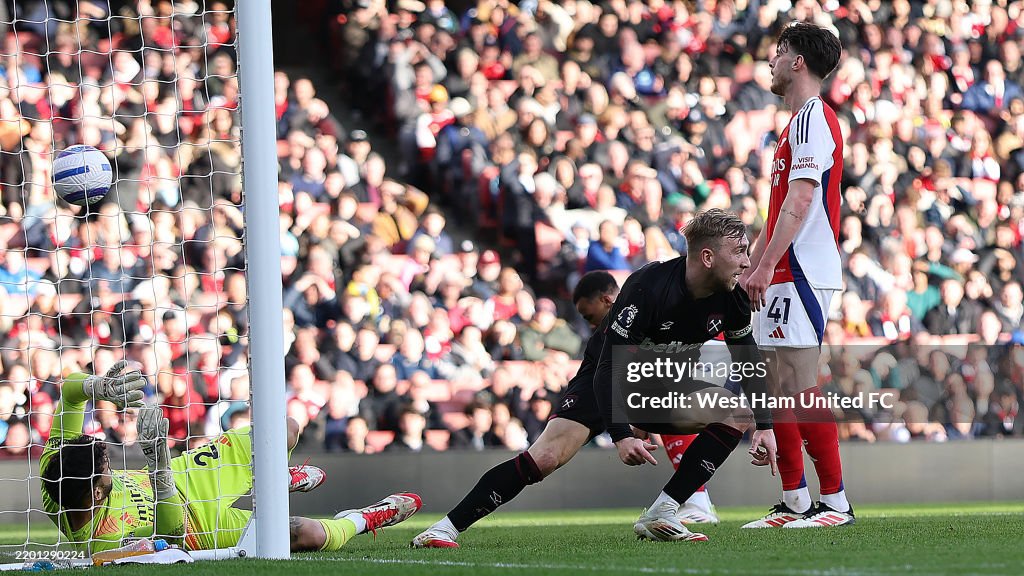 Arsenal FC v West Ham United FC - Premier League