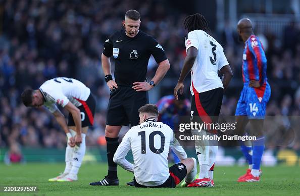 Fulham FC v Crystal Palace FC - Premier League Fulham FC v Crystal Palace FC - Premier League