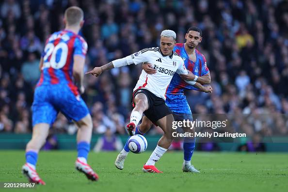 Fulham FC v Crystal Palace FC - Premier League Fulham FC v Crystal Palace FC - Premier League