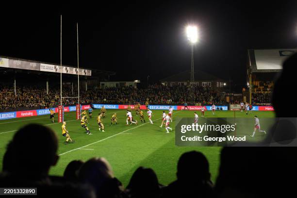 General view of pla during the Betfred Super League match between Castleford Tigers and St Helens at The Jungle on February 22, 2025 in Castleford,...