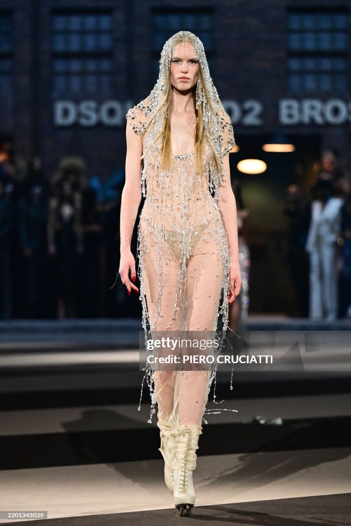 FASHION-ITALY-DSQUARED2