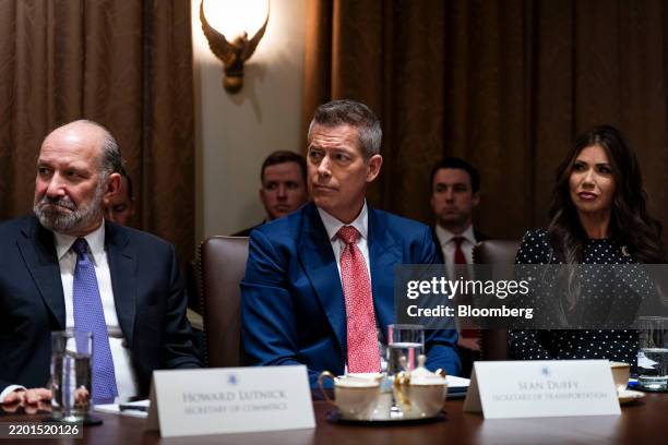 Howard Lutnick, US commerce secretary, from left, Sean Duffy, US secretary of transportation, and Kristi Noem, secretary of the US Department of...