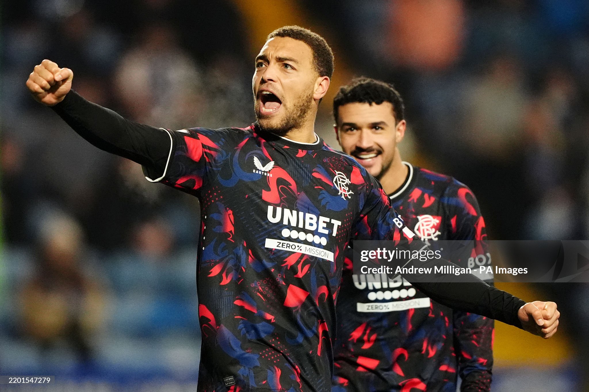 Dessers helps Rangers and scores a fabulous 20th goal