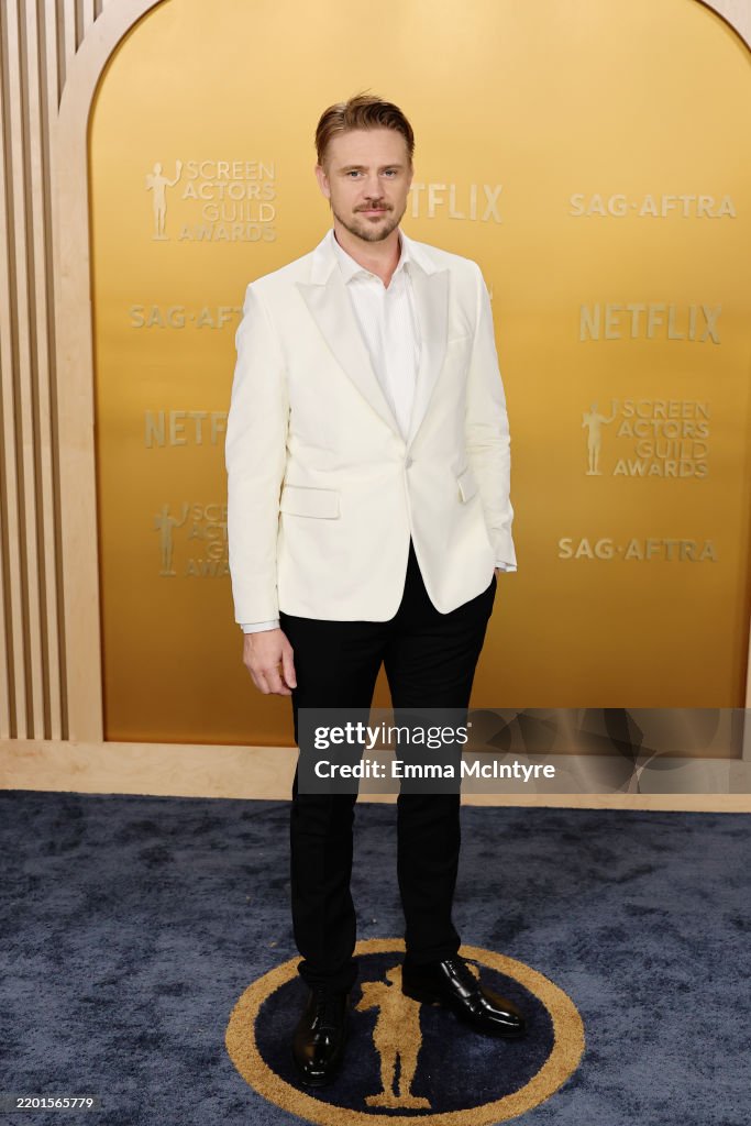 Boyd Actor Boyd Holbrook attends the 31st Annual Screen Actors Guild Awards at ...