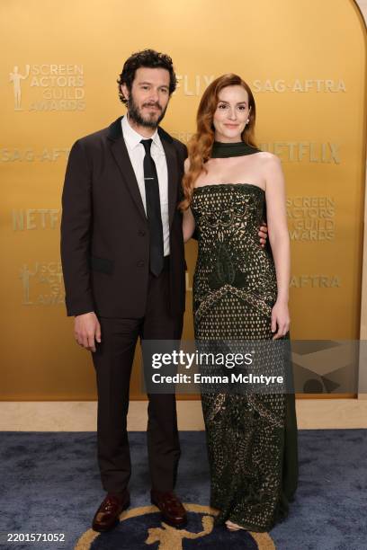 Adam Brody and Leighton Meester attend the 31st Annual Screen Actors Guild Awards at Shrine Auditorium and Expo Hall on February 23, 2025 in Los...