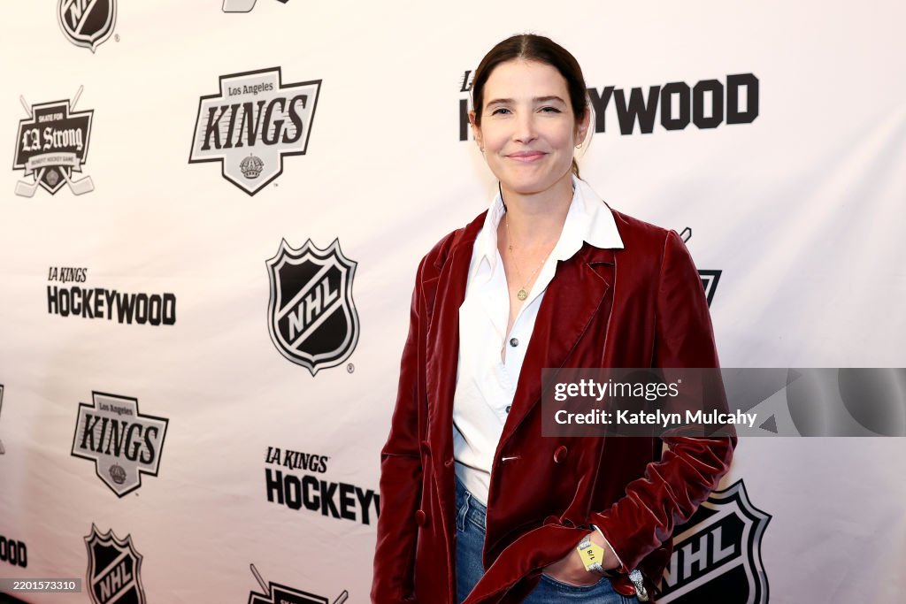 NHL & Los Angeles Kings Present "Skate For LA Strong"