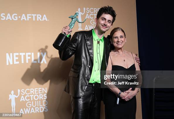 31st Annual Screen Actors Guild Awards - Press Room 31st Annual Screen Actors Guild Awards - Press Room