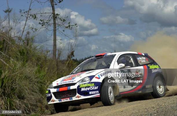 Jam Pot Rally 2001 28 2001 Rally New Zealand Mcrae Photos & High Res Pictures - Getty Images
