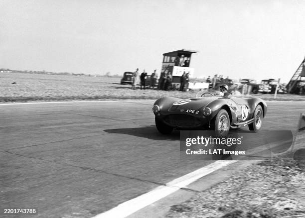 George Abecassis Racing Driver 74 George Abecassis Photos & High Res Pictures - Getty Images