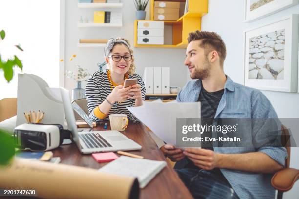 trabajar en casa - oficina en casa - préstamo fotografías e imágenes de stock