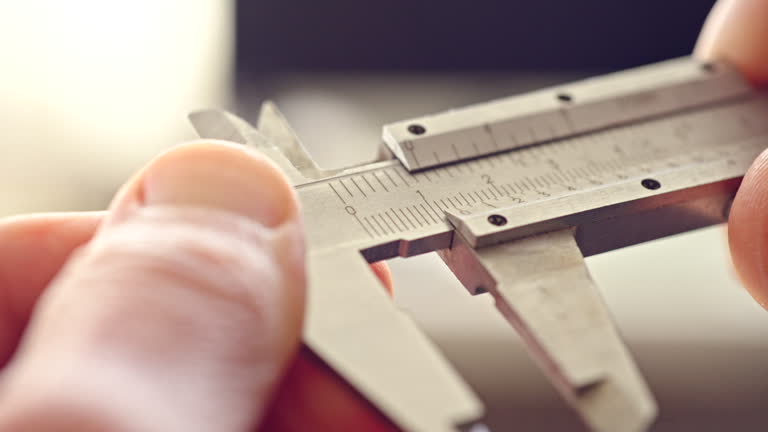 Worker Using Calipers 12,474 How To Use Vernier Calipers Stock Videos, Footage, & 4K Video ...